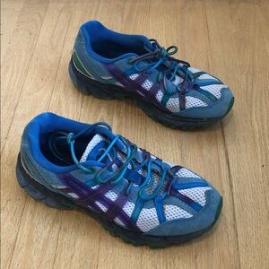APC ASICS Gel Sonoma 15-50 lilac opal/gentry blue